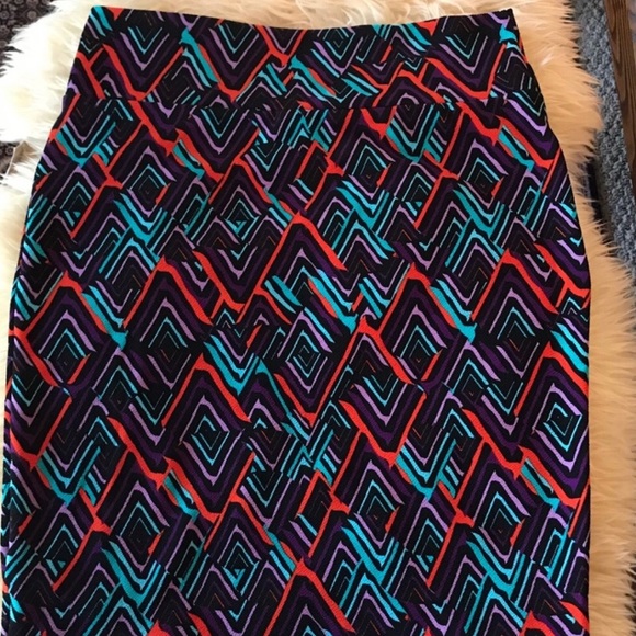 LuLaRoe Dresses & Skirts - Geometric Print Midi Skirt 🔥LuLaRoe 🔥